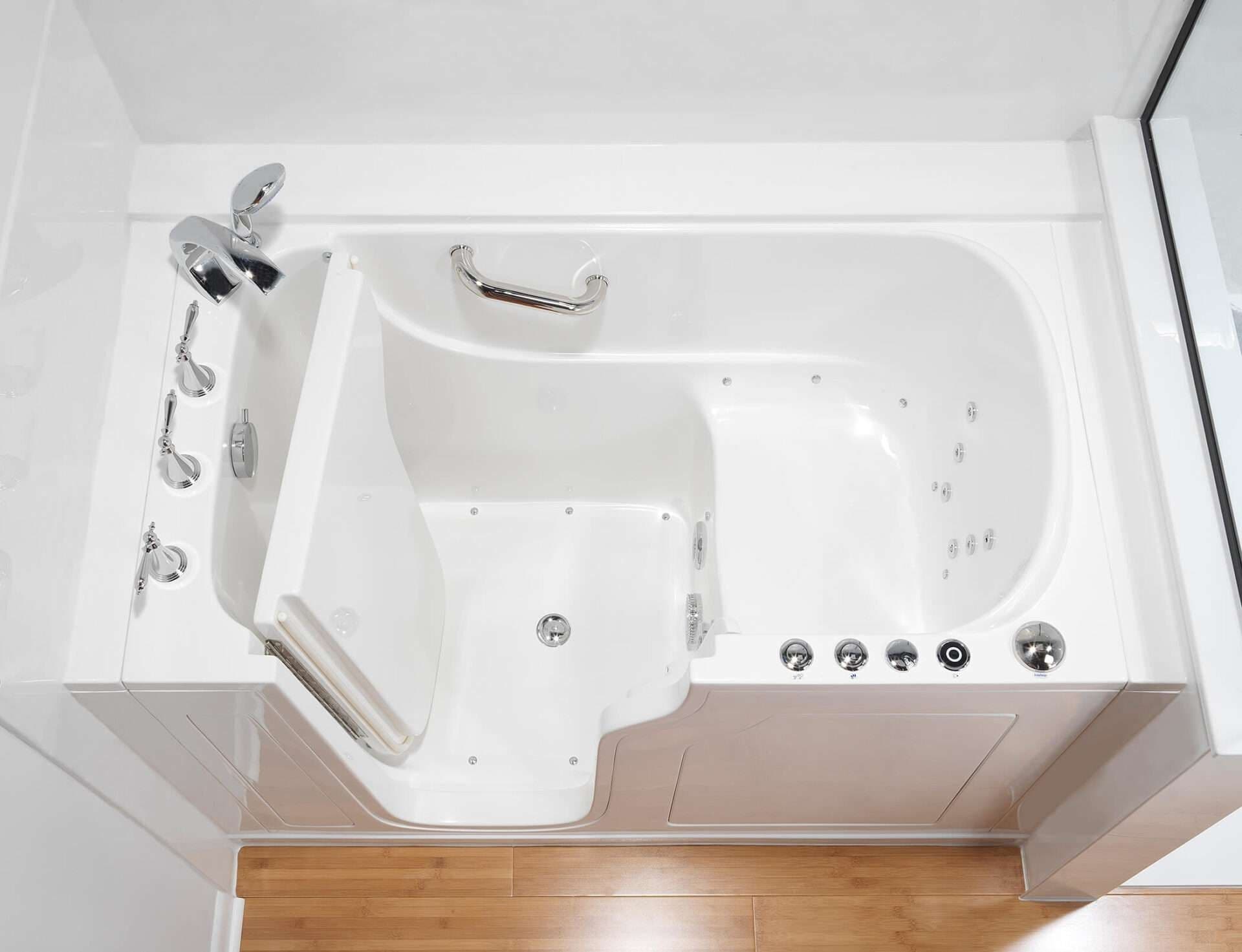 Update the Bathroom in Your Home With a Walk-In Tub